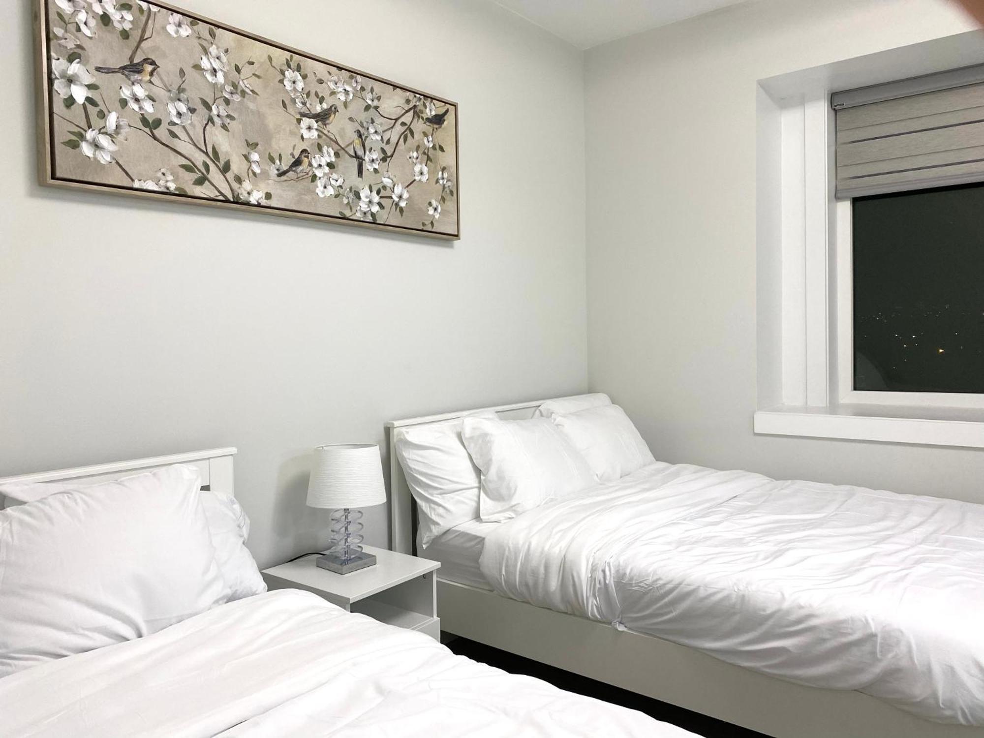 Modern And New House Near Pne With Big Garden And Free Parking Apartment Ванкувър Екстериор снимка